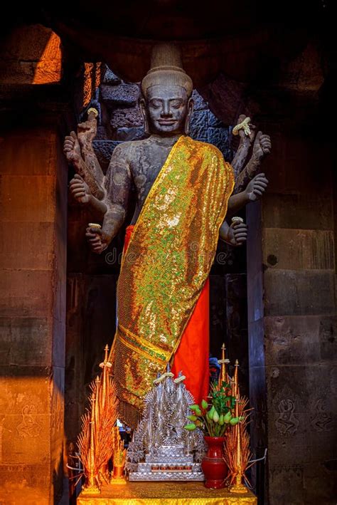 Ancient God Vishnu Statue at Angkor Wat, Siem Reap, Cambodia Stock ...