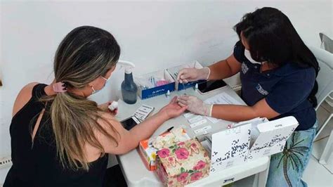 Equipe do Projeto Cuidar de quem Cuida realiza Blitz da Saúde do