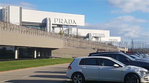 OUTLET PRADA MONTEVARCHI TOSCANA 20191125 kosta korçari Flickr