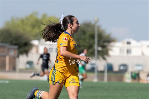 Andrea Qui Onez Santos Laguna Vs Tigres Femenil Sub J