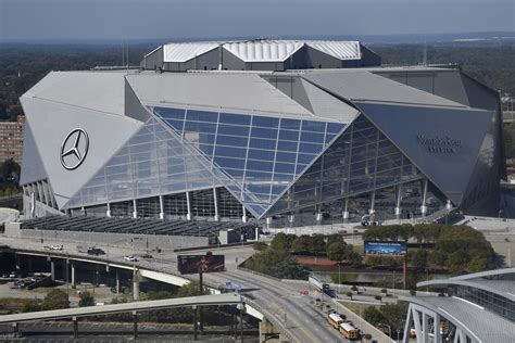 Sound Woes Mar First Big Concert At Mercedes Benz Stadium Wabe