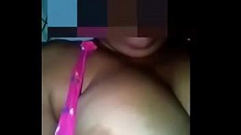 Rica Tetona masturbándose XVIDEOS