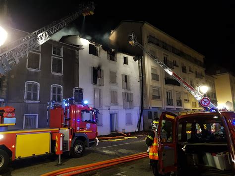 Isère Incendie Dun Immeuble De Saint Marcellin Un Homme En Garde à Vue