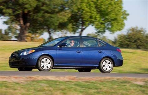 2010 Hyundai Elantra Blue - HD Pictures @ carsinvasion.com