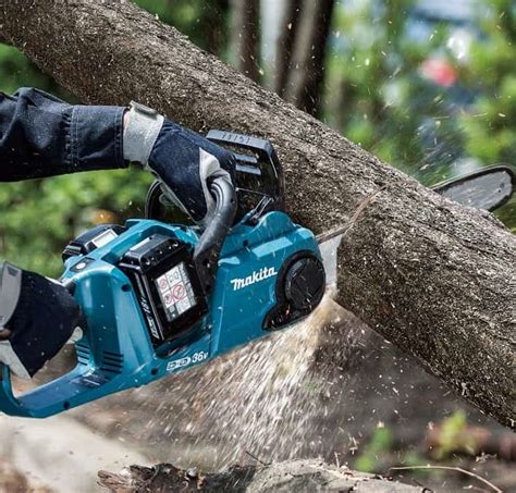 Makita Cordless Chainsaw Review And Unbox 2022 Pro Chainsaws