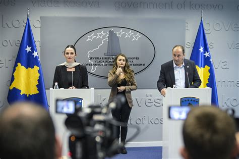 Mbledhja E T E Qeveris S Republik S S Kosov S Zyra E