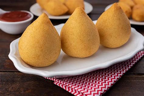 Receita De Coxinha De Frango Massa De Batata Salgados Para Vender