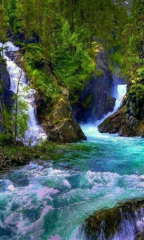 Pin By Beethoven Gregorio On Paisagens Beautiful Waterfalls