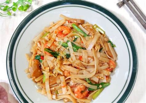 Resep Kwetiau Goreng Pedas Manis Oleh Nyanyah Cookpad