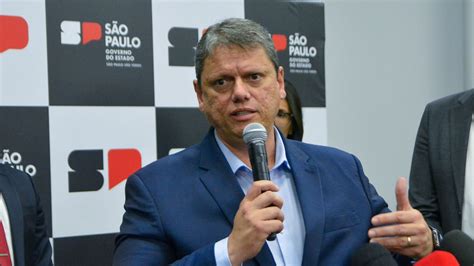 Tarcísio Diz Que Sp Ainda Tem 300 Mil Imóveis Sem Energia E Que