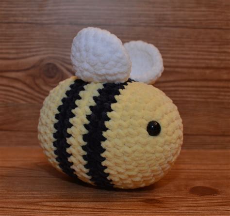 Soft Crochet Strawberry Bee Amigurumi Artofit