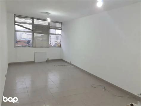 Sala Comercial Na Rua Uruguaiana Centro Em Rio De Janeiro Por R 900