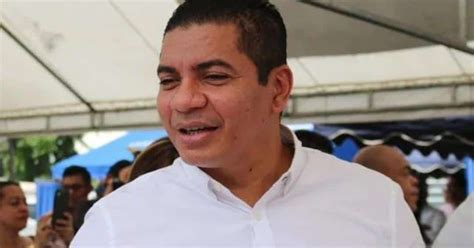 Un Alto Funcionario De Panamá Fue Asesinado A Tiros Por Un Sicario Durante Un Acto Partidario