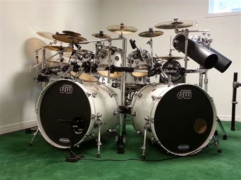 Dw Double Bass Drum Set Its An 8pc Dw Drums Drum Kits Drum And Bass