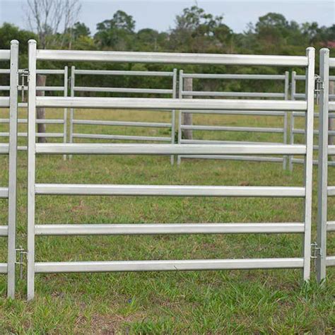 Heavy Duty Galvanized Steel Portable Rial Oval Tube Cattle Yard Panel