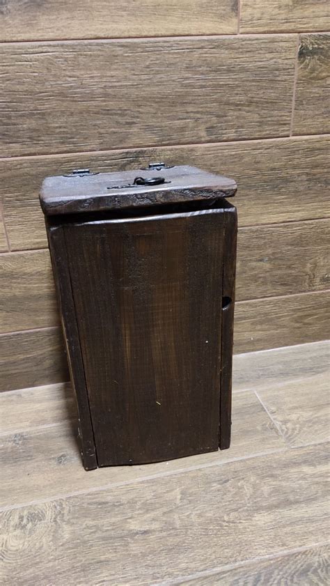 Кошче за баня/кухня от дърво гр. Асеновград • OLX.bg