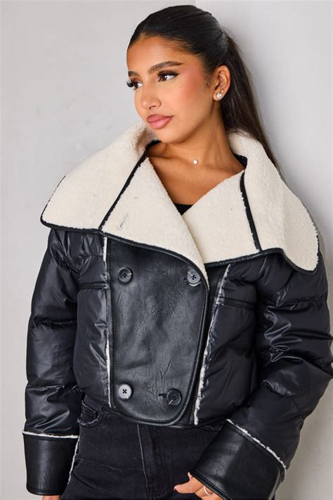 Veste Courte Noire Texturée Et Fourrure Brentiny Paris