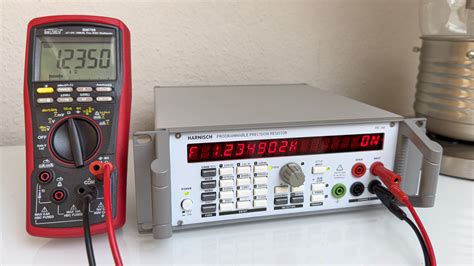 Programmable Decade Resistor – Sebastian Harnisch