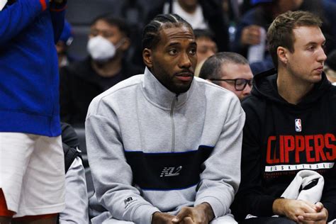 Clippers Star Kawhi Leonard Still Out With Knee Injury Despite Solid 5