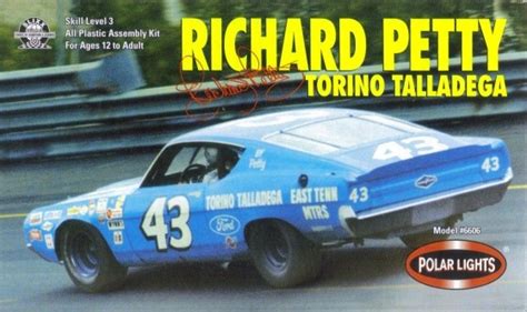 POLAR LIGHTS Richard Petty Torino Talladega 6606 Album DRASTIC