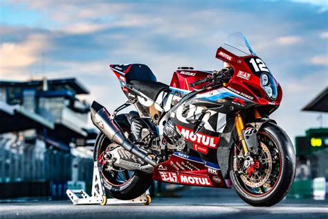 Ewc Le Mans H Motos Yoshimura Sert Pr T Pour La Passe De