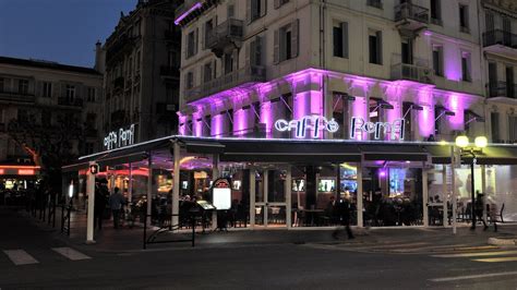 Best bars in Cannes - Places to drink in Cannes