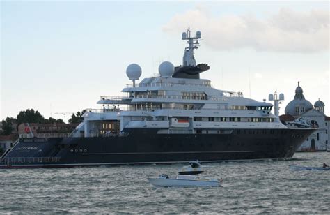 Octopus yacht - Ships For Sale