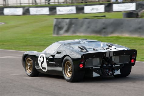 Ford GT40 Mk II - Chassis: GT40P/1046 - 2011 Goodwood Revival