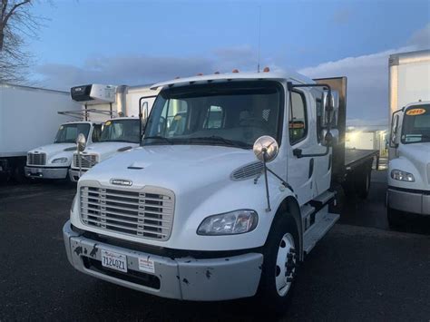 2017 Freightliner M2 106 For Sale Flatbed 664390