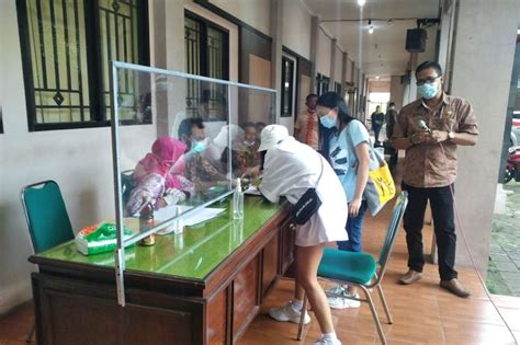 PMI Tulungagung Sumbang Devisa Rp2 Triliun Setiap Tahunnya ANTARA News