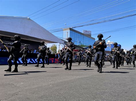 Gobierno Querétaro on Twitter Concluye el Desfile Cívico