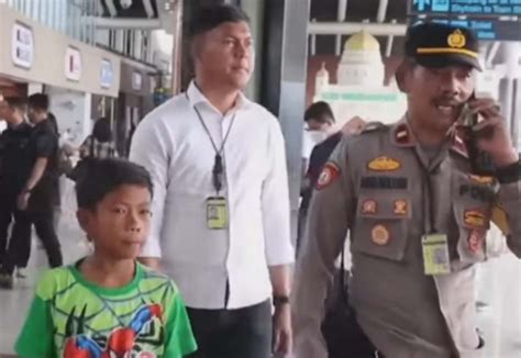 Rindu Sang Ibunda Di Kalimantan Bocah 12 Tahun Nekat Ke Bandara Soetta