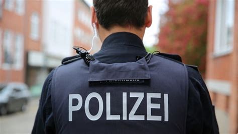 Rechtsrock Konzert Verboten Polizeieinsatz Im Landkreis Emsland NDR