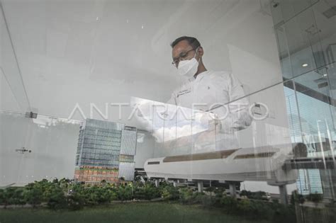 GEDUNG PERKANTORAN MTH 27 OFFICE SUITES ANTARA Foto