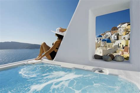 ART MAISONS LUXURY SANTORINI HOTELS ASPAKI & OIA CASTLE - Updated 2022 ...