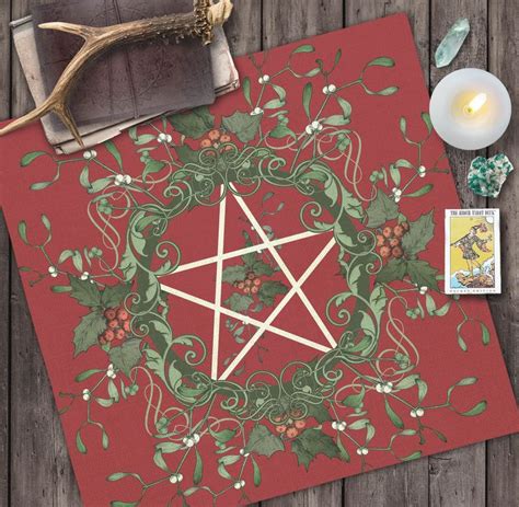 Yule Altar Cloth, Yule Tarot Cloth, Tarot Reading Mat, Pagan Witch Wicca Pentacle Altar ...