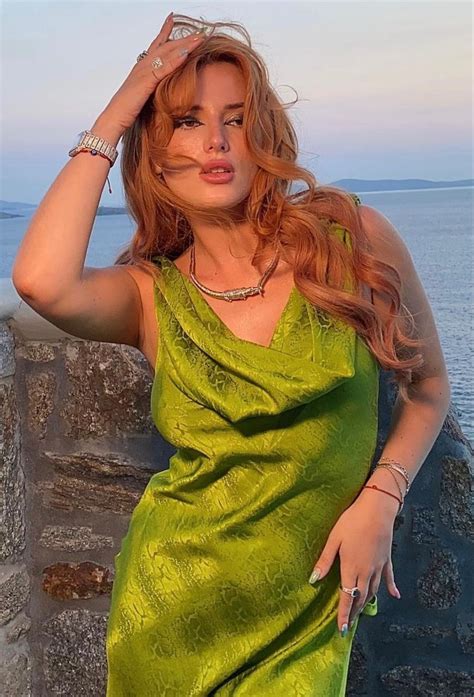 Bella thorne biography age height boyfriend family net worth – Artofit