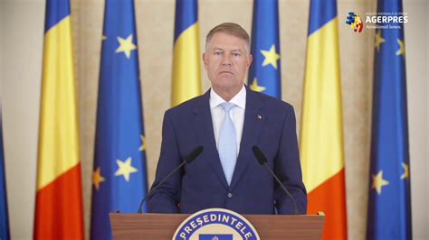 Președintele Klaus Iohannis susține declarații de presă YouTube