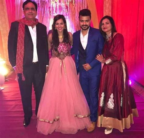 pin  sudha pandit  malhan family bridal jewellery design