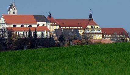 Frauengemeinschaften Hauptabteilung Ii Orden S Kularinstitute Und