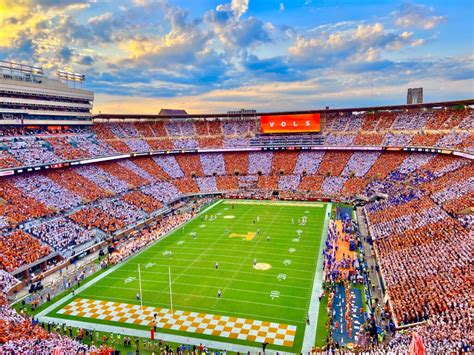 University of Tennessee Football – Experience The Best of College ...