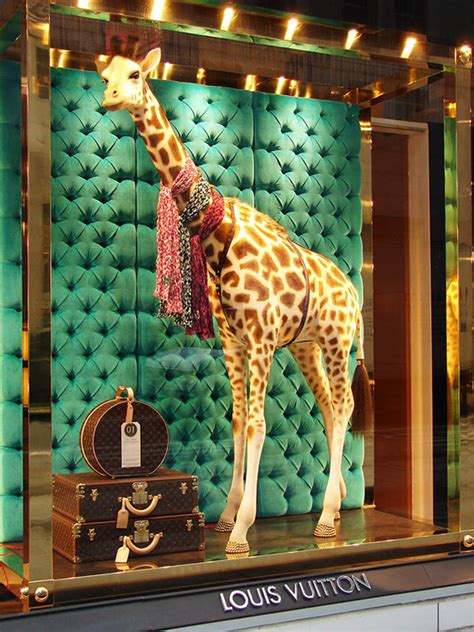 Louis Vuitton Window Displays Paul Smith