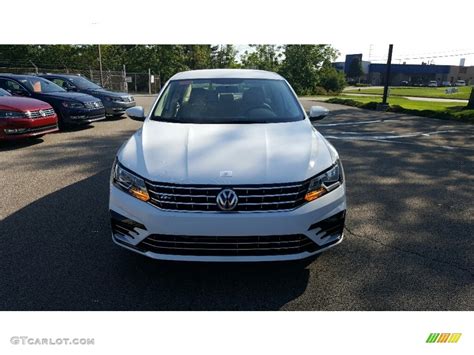 2017 Pure White Volkswagen Passat R Line Sedan 115813114 Photo 3 Car Color