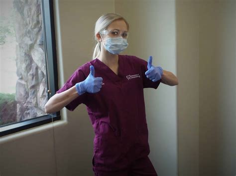 Dental Assisting Class Options