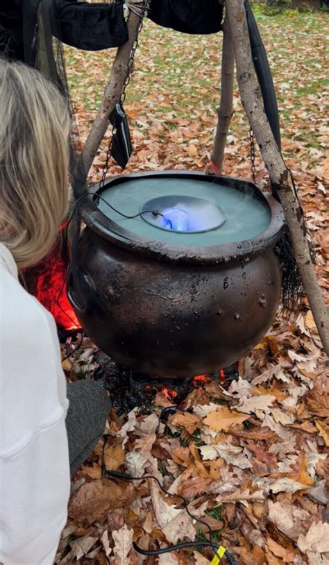 DIY Witch Cauldron - Build and Create Home