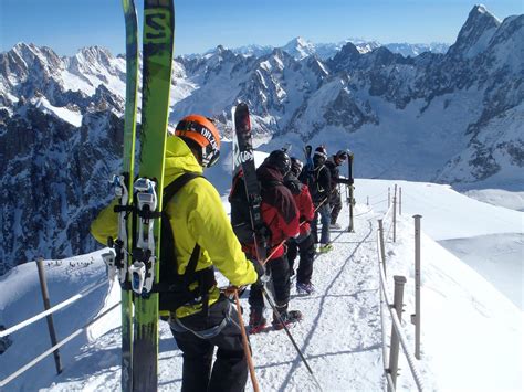 Descente de la Vallée Blanche Compagnie des Guides de Saint Gervais