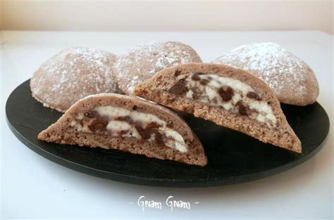 Biscotti Di Pasta Frolla Ripieni Con Ricotta E Cioccolato Ricetta