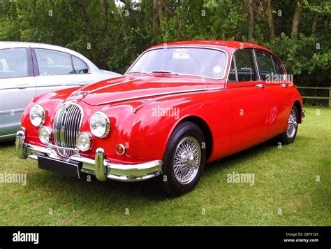 Jaguar Mk Ii Saloon Hi Res Stock Photography And Images Alamy