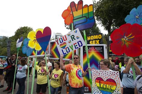 Γεωργία Ματαίωση Gay Pride έπειτα από τις βιαιότητες ομοφοβικών πολιτών Documento