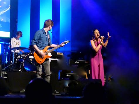 Bright City Lights | Acoustic Band West Yorkshire | Alive Network